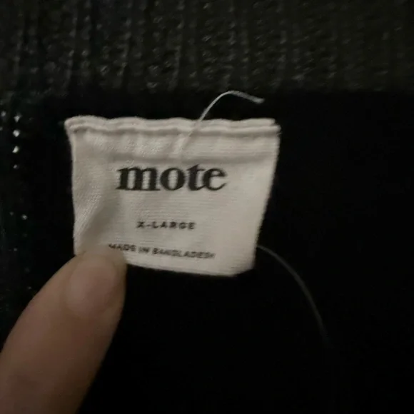 Women’s heavy knit sweater size XL - Picture 3 of 3